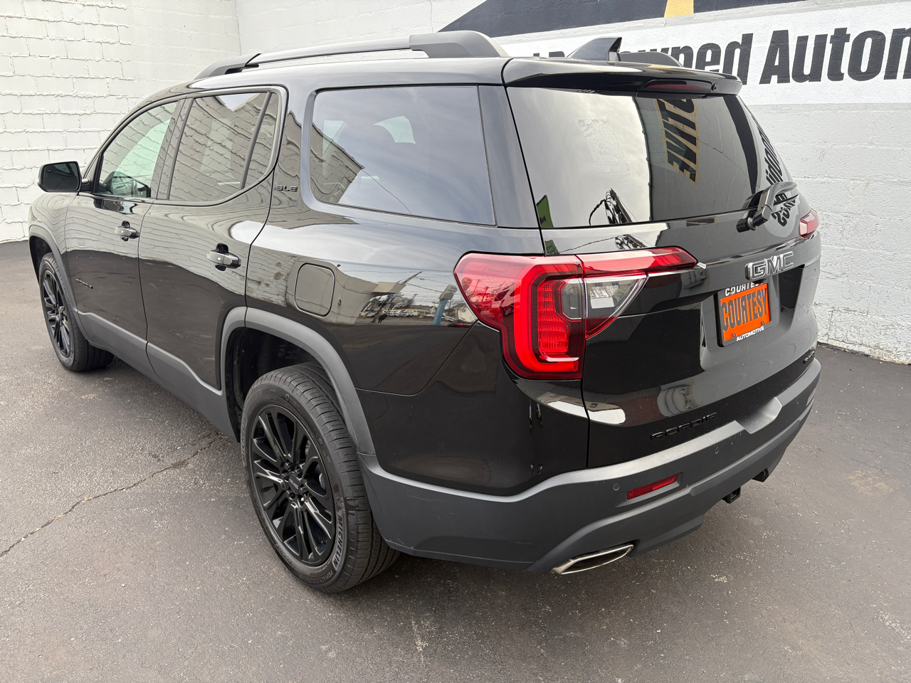 GMC Acadia AWD 4dr SLE 2023