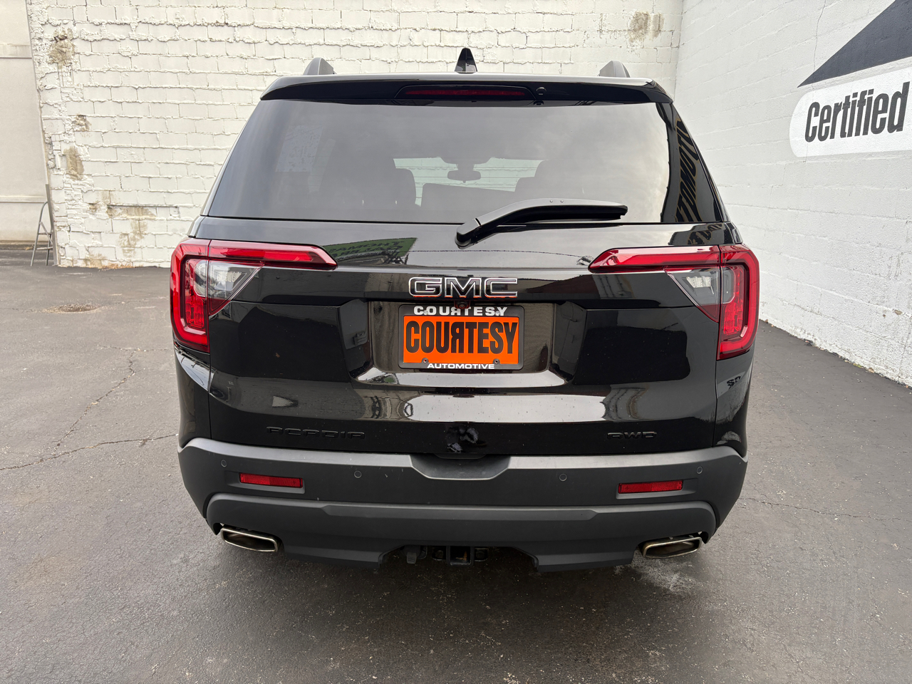 GMC Acadia AWD 4dr SLE 2023