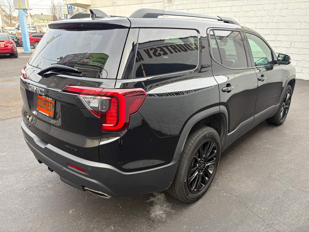 GMC Acadia AWD 4dr SLE 2023