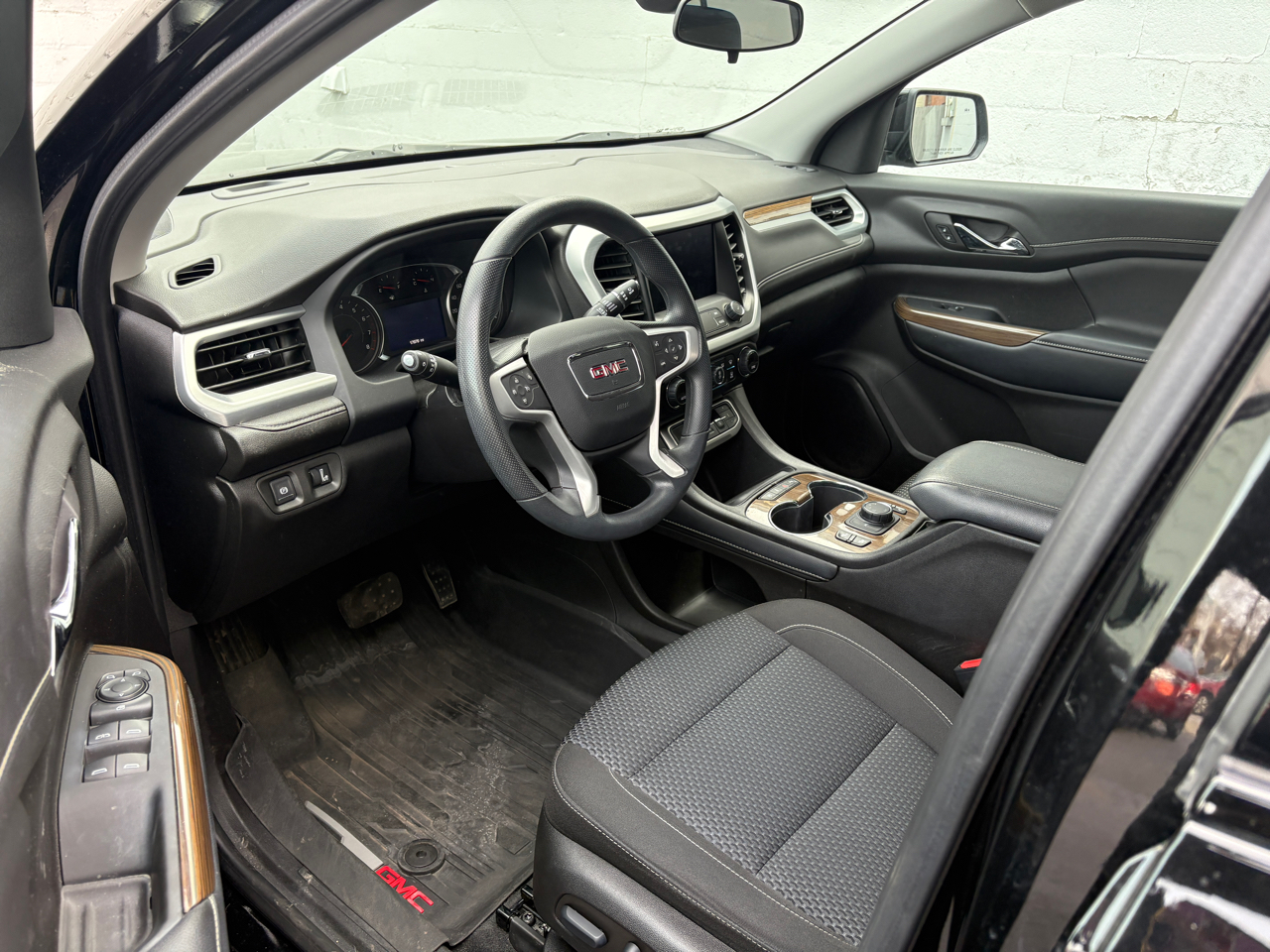 GMC Acadia AWD 4dr SLE 2023