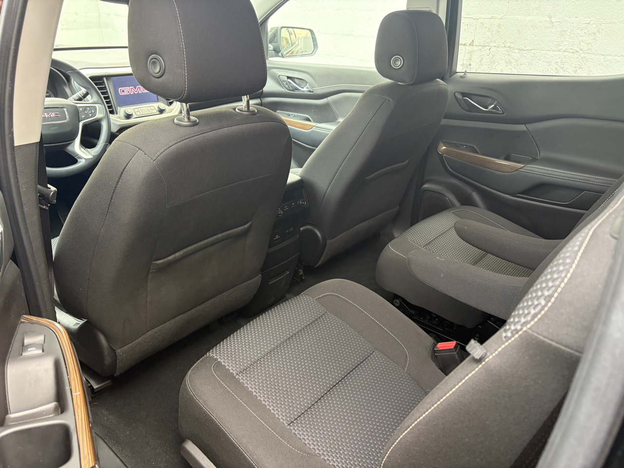 GMC Acadia AWD 4dr SLE 2023