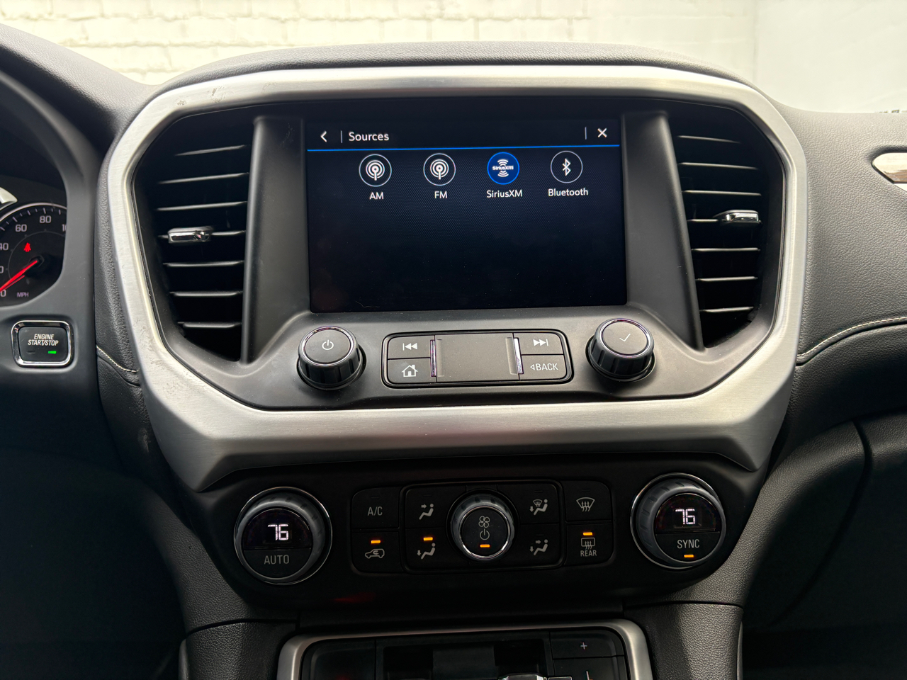 GMC Acadia AWD 4dr SLE 2023