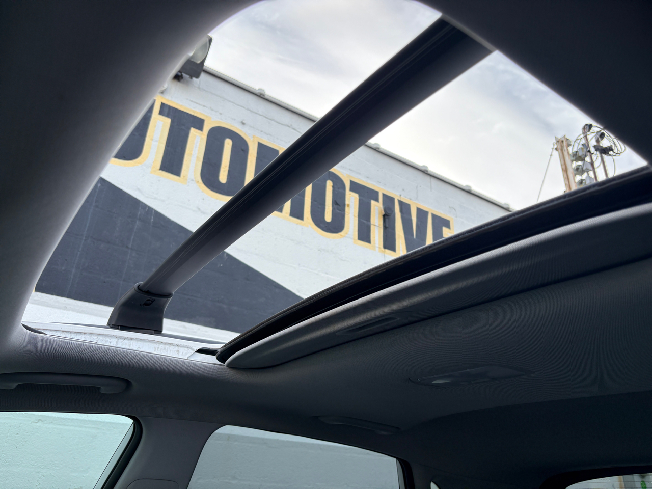 Hyundai Kona SEL Auto AWD 2023