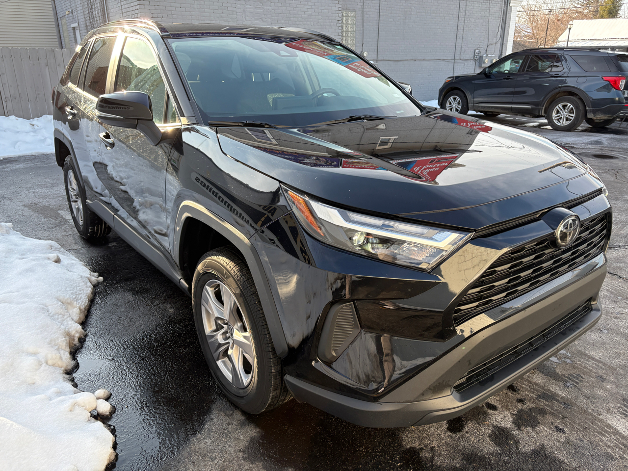 Toyota RAV4 XLE AWD (Natl) 2024