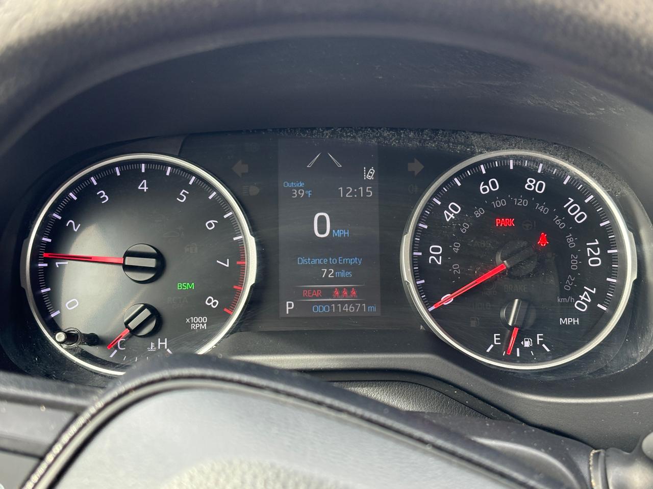 Toyota RAV4 LE FWD (Natl) 2021