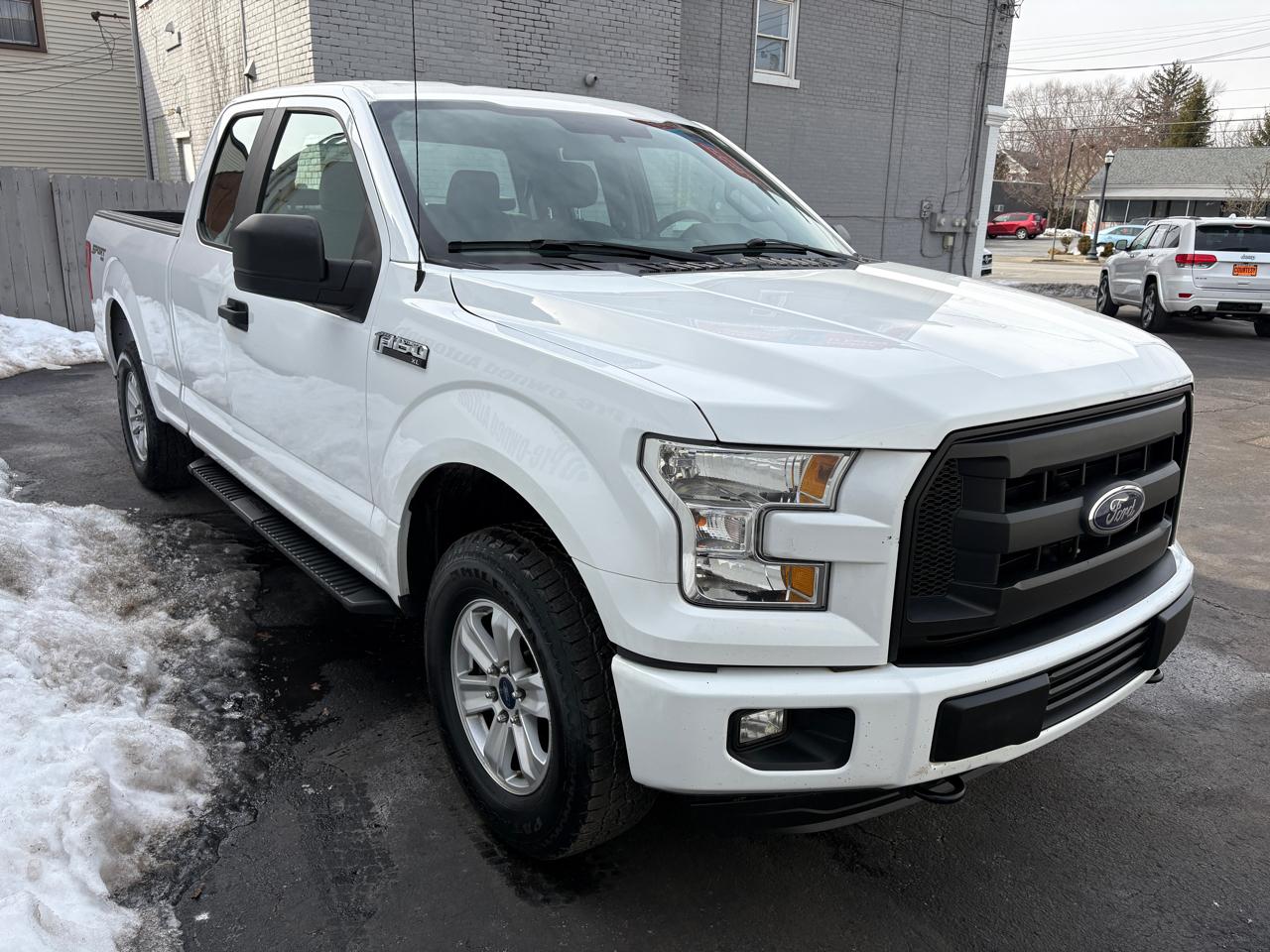 Ford F-150 4WD SuperCab 145" XLT 2016