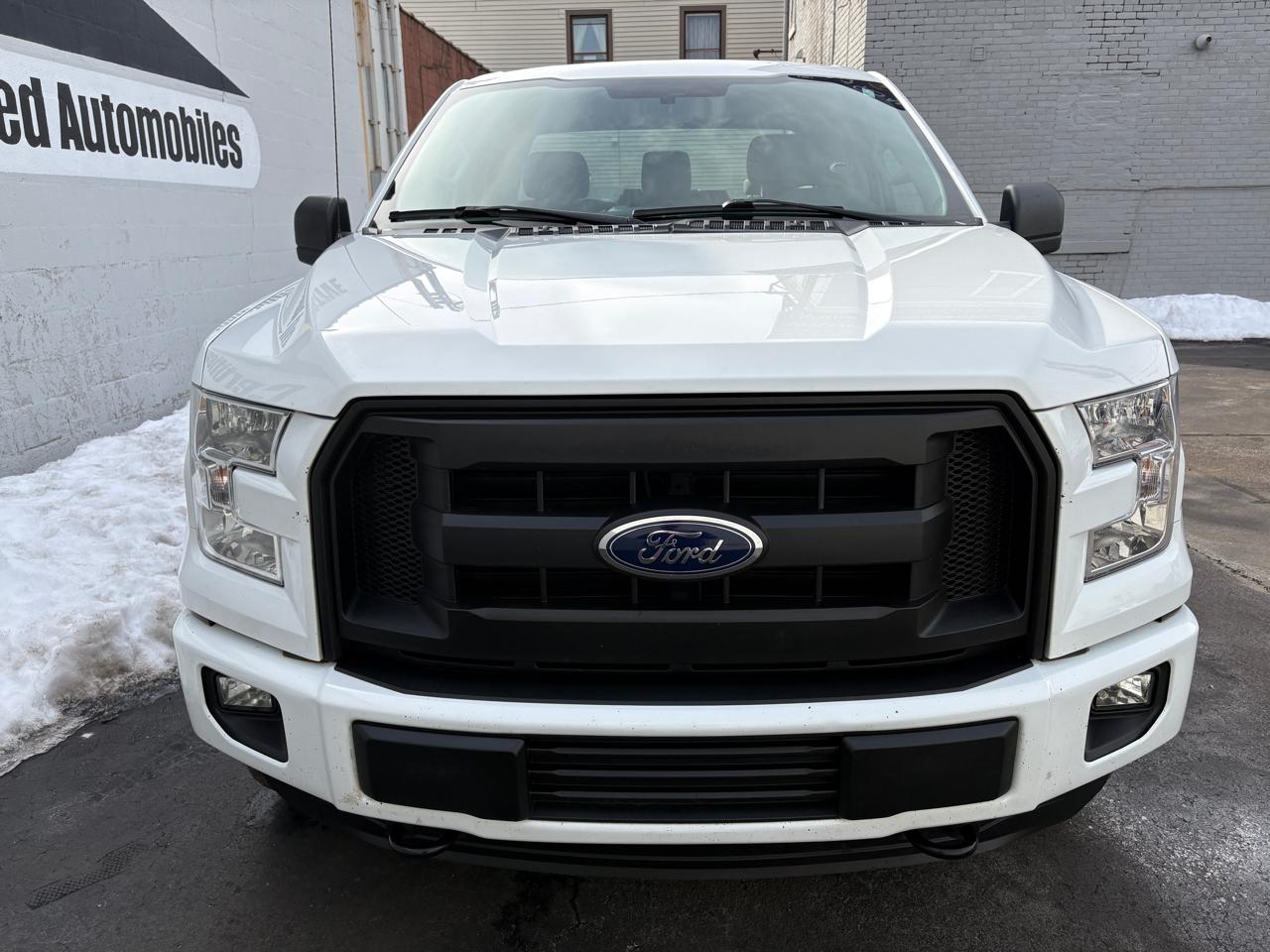Ford F-150 4WD SuperCab 145" XLT 2016