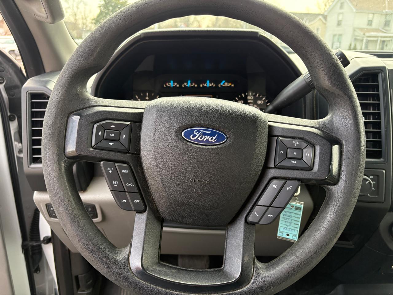 Ford F-150 4WD SuperCab 145" XLT 2016