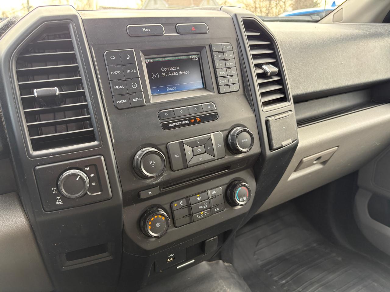 Ford F-150 4WD SuperCab 145" XLT 2016