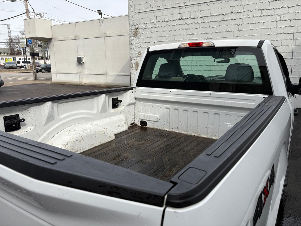 Ford F-150 4WD Reg Cab 141" XLT 2016