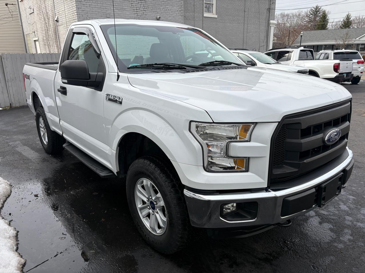 Ford F-150 4WD Reg Cab 141" XLT 2016