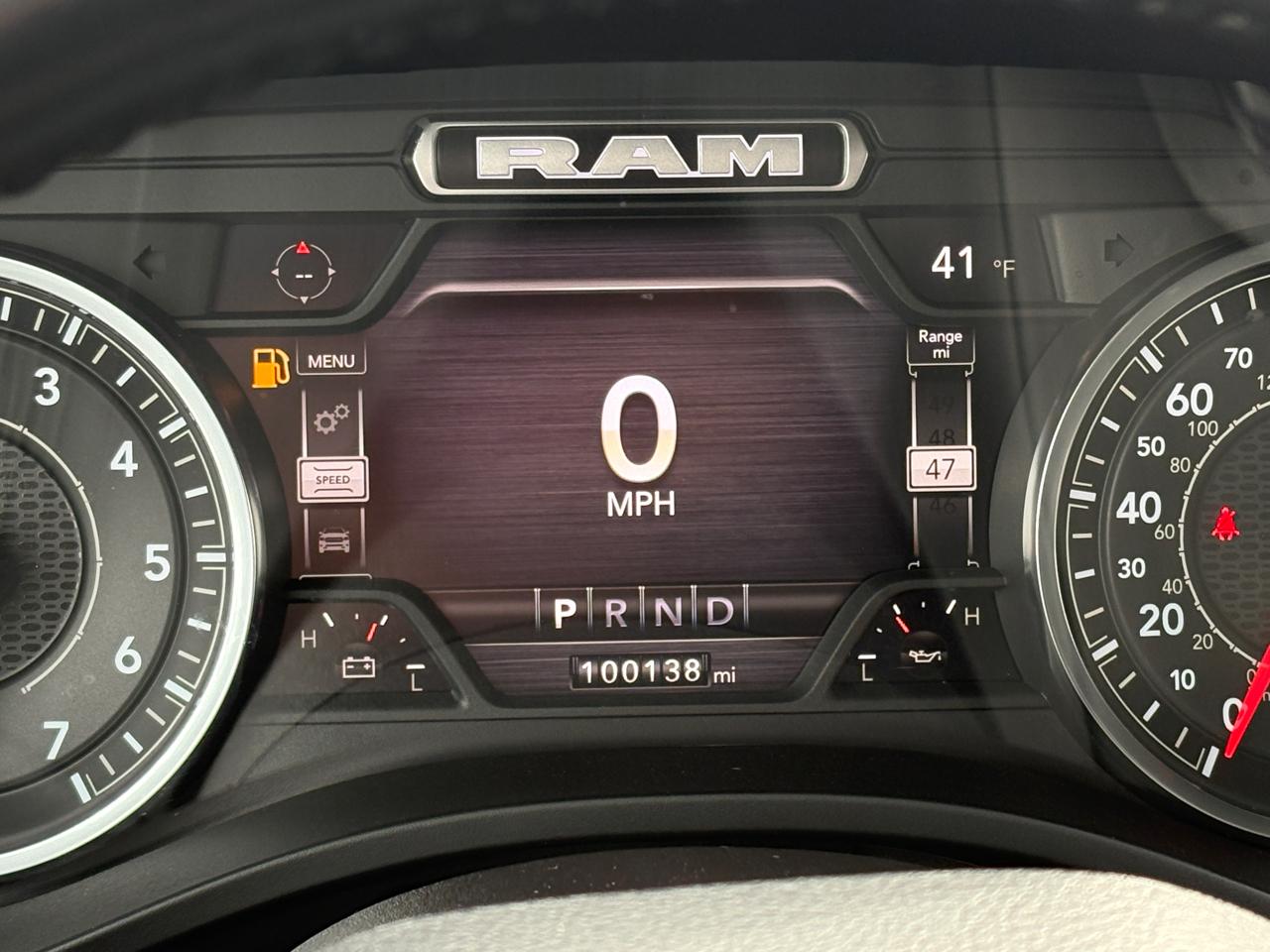 RAM 1500 Big Horn 4x4 Crew Cab 5'7" Box 2022