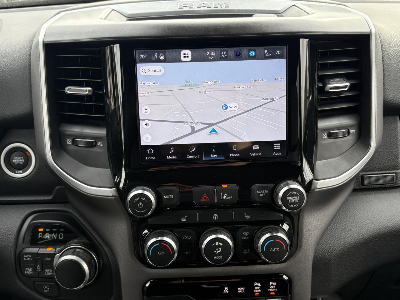 RAM 1500 Big Horn 4x4 Crew Cab 5'7" Box 2022