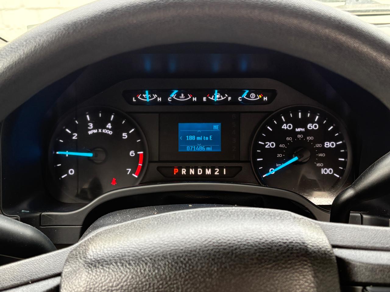 Ford Super Duty F-250 SRW XLT 2WD Reg Cab 8' Box 2017