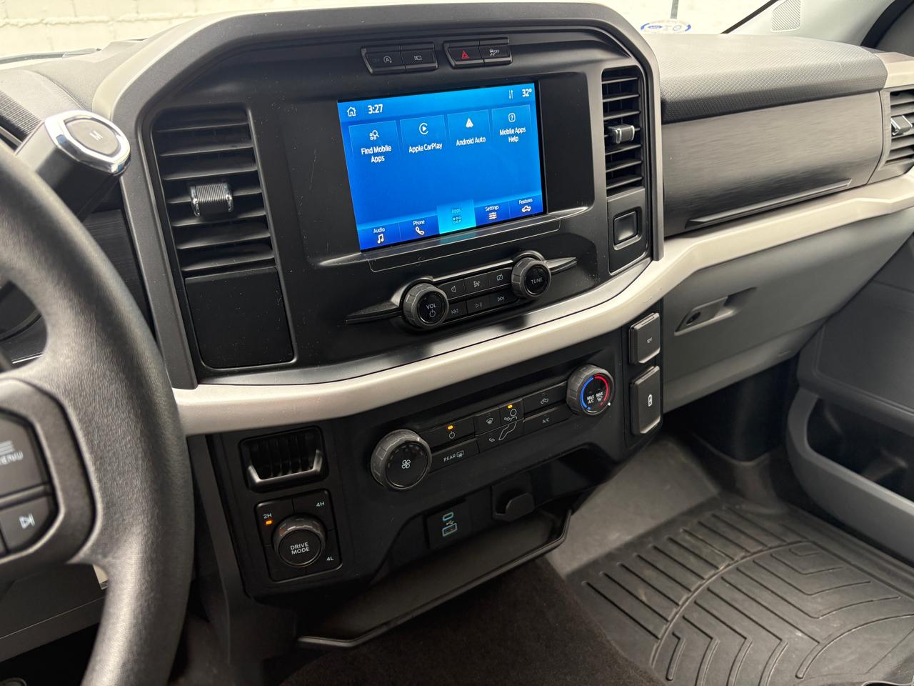 Ford F-150 XLT 4WD SuperCrew 5.5' Box 2022