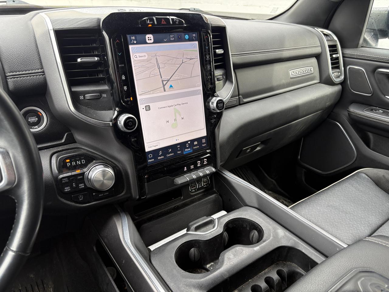 RAM 1500 Laramie 4x4 Crew Cab 6'4" Box 2023