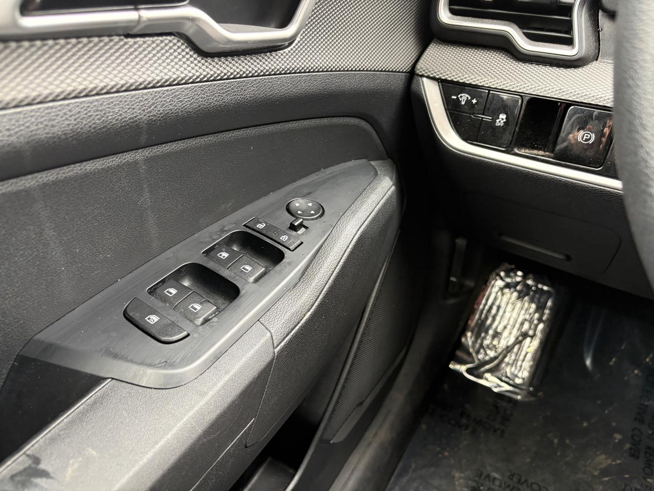 Kia Sportage LX FWD 2025