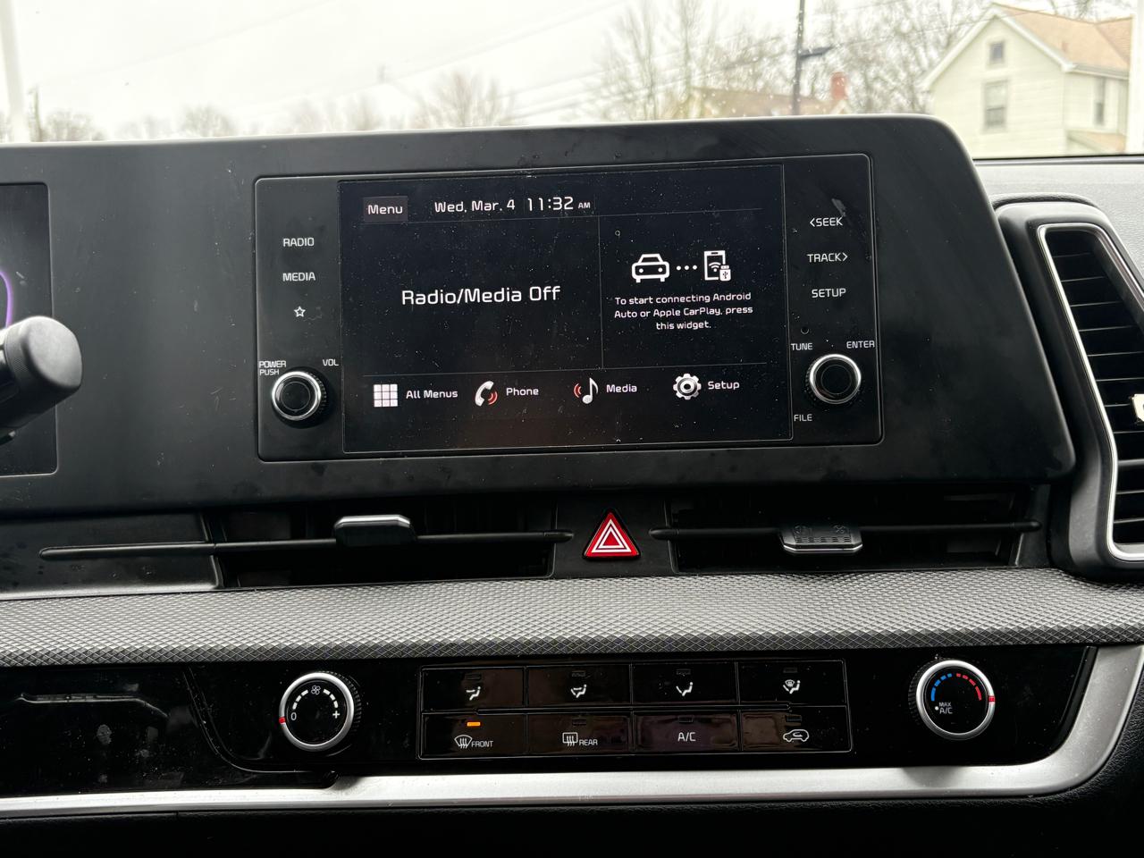 Kia Sportage LX FWD 2025