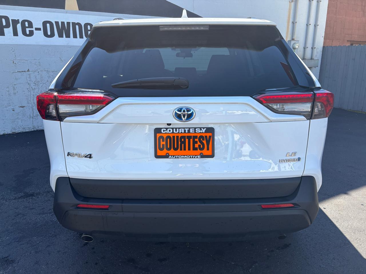 Toyota RAV4 Hybrid LE AWD (Natl) 2024