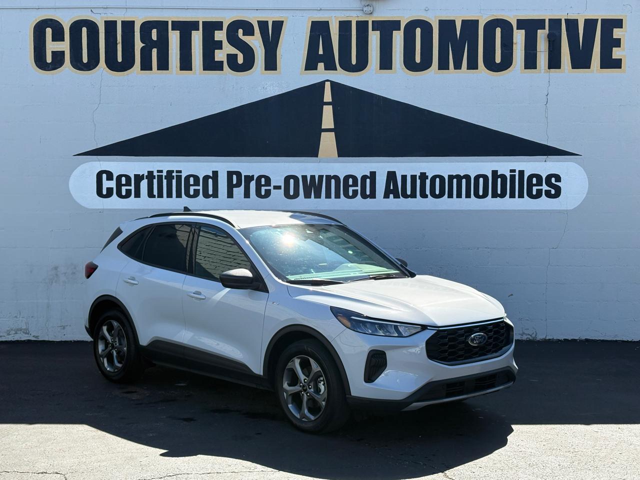 Ford Escape ST-Line FWD 2025