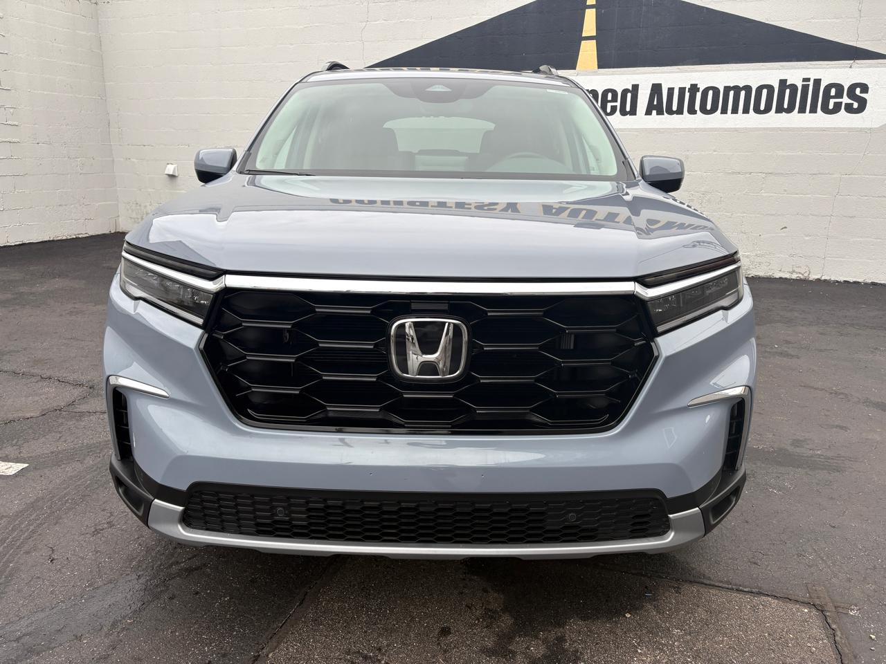 Honda Pilot Touring+ AWD 2025
