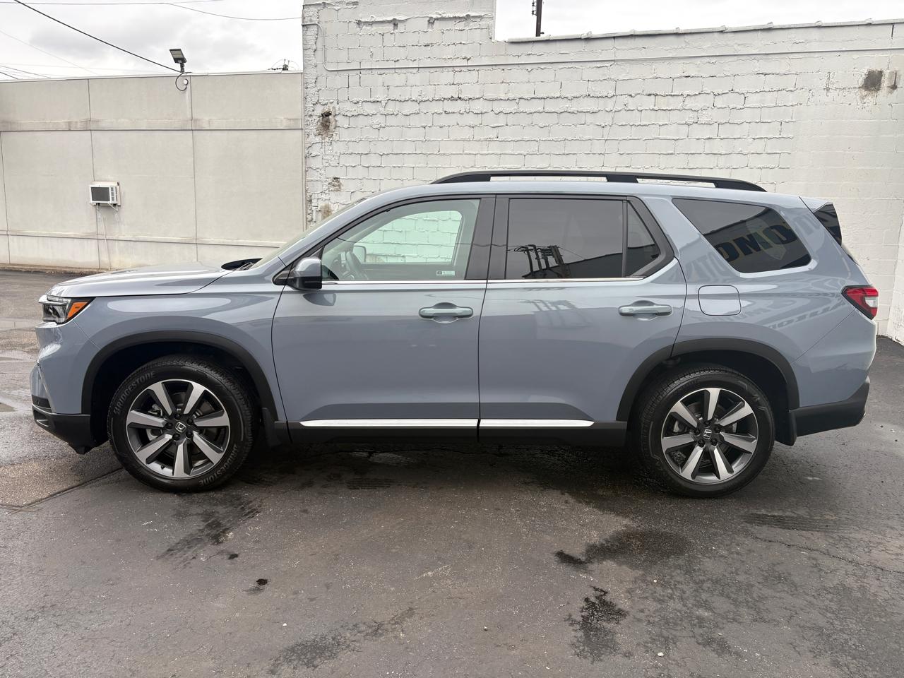 Honda Pilot Touring+ AWD 2025