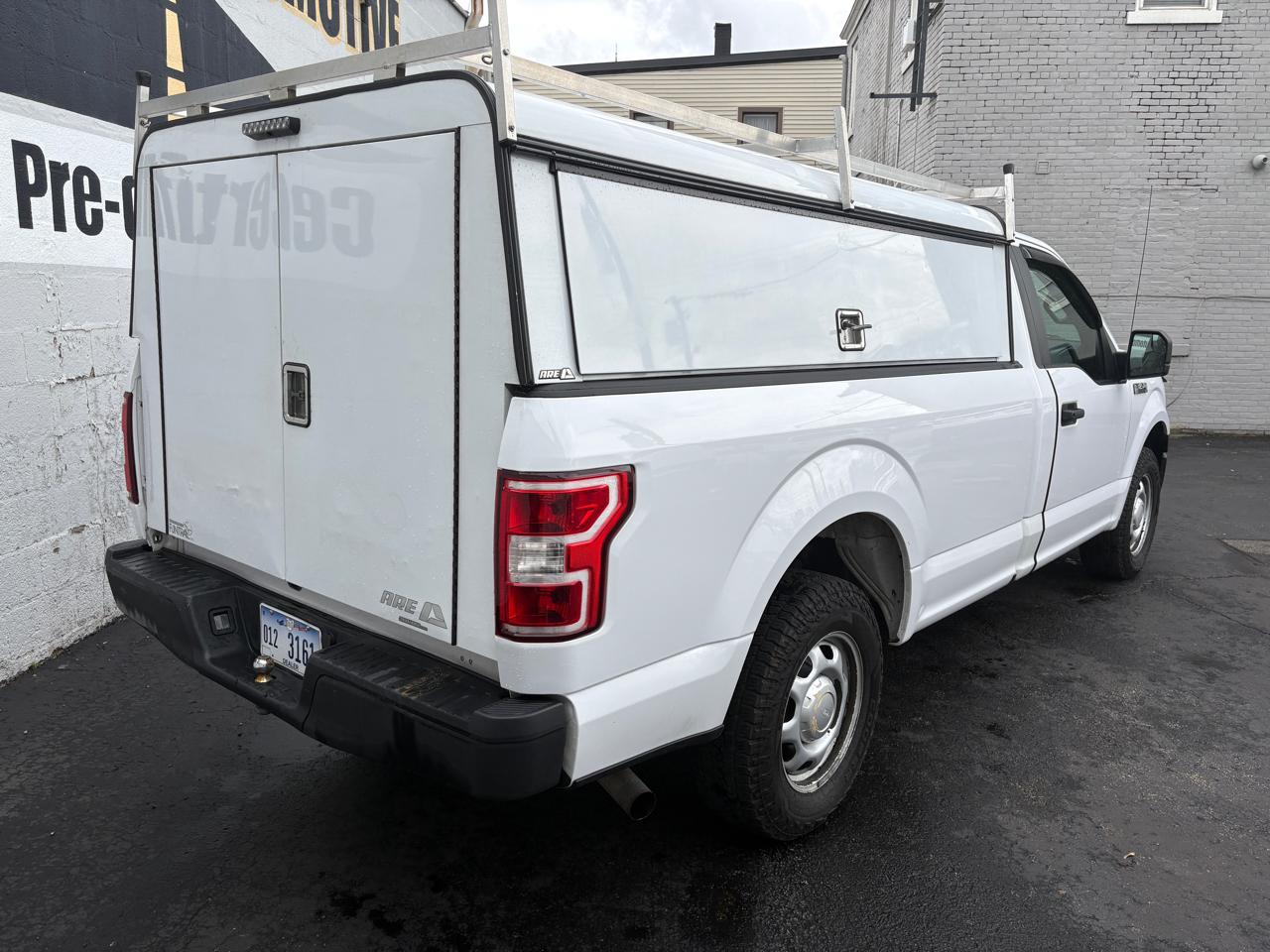 Ford F-150 XLT 2WD Reg Cab 8' Box 2018