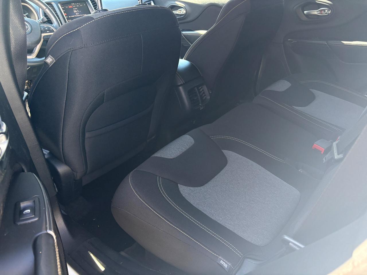 Jeep Cherokee FWD 4dr Latitude 2014