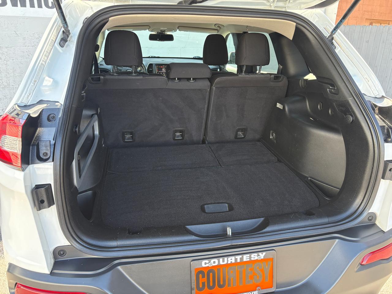 Jeep Cherokee FWD 4dr Latitude 2014