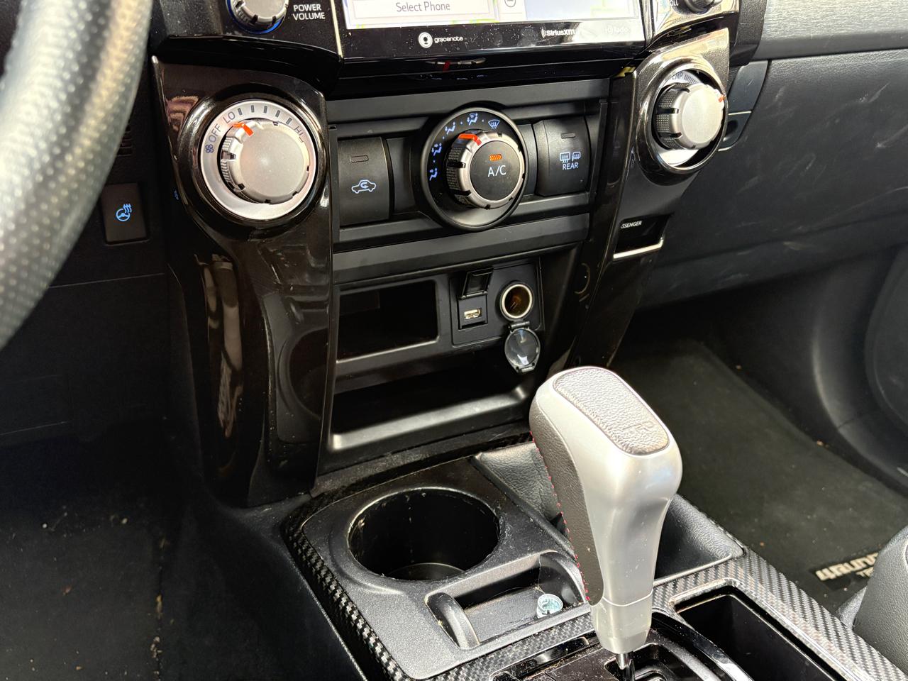 Toyota 4Runner TRD Off Road 4WD (Natl) 2024