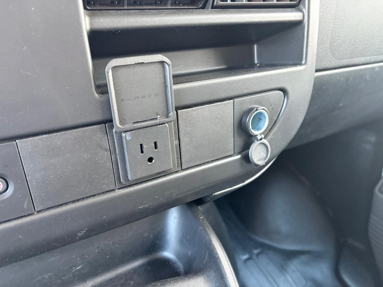 GMC Savana Cargo Van RWD 2500 135" 2023