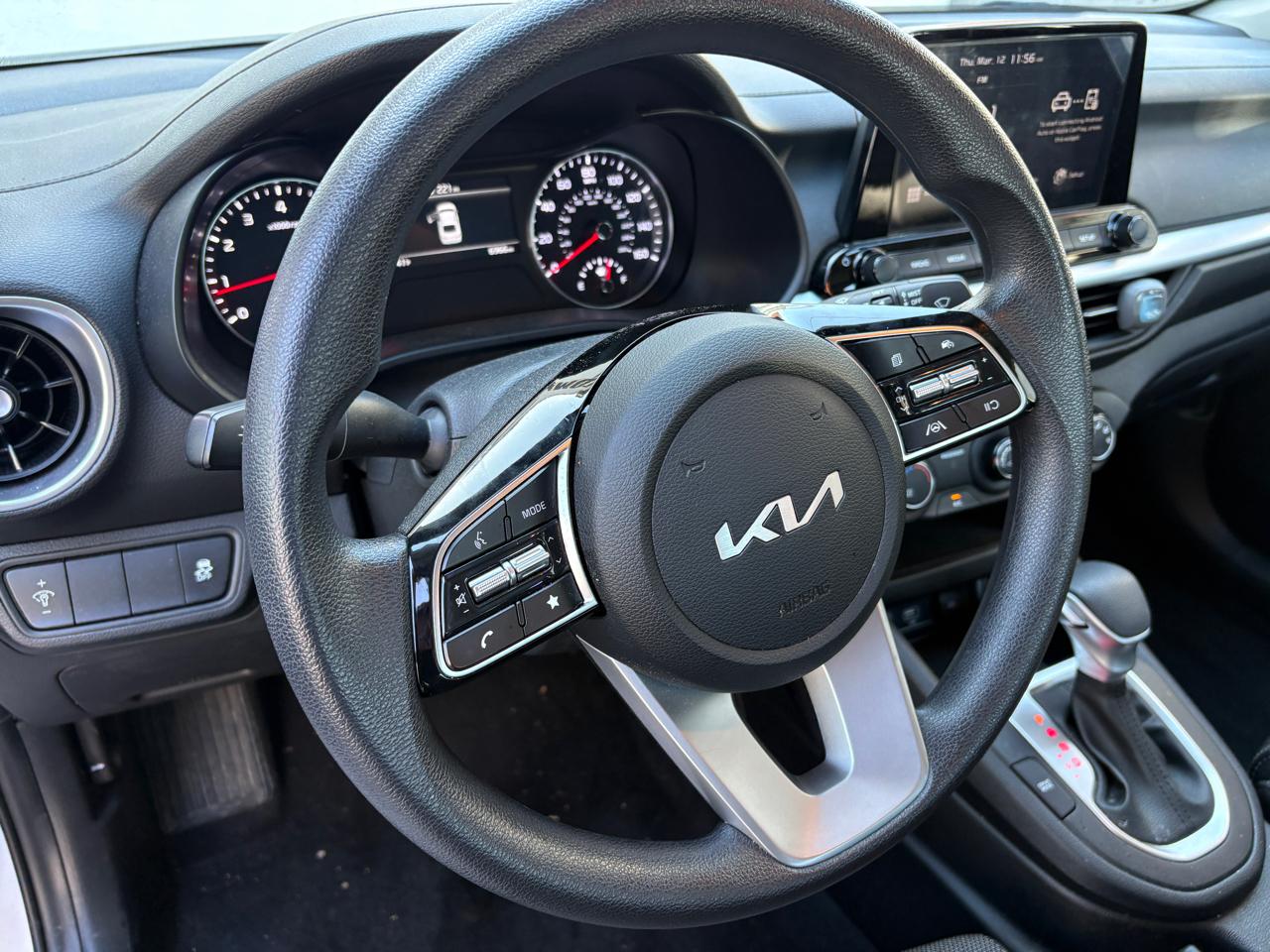 Kia Forte LXS IVT 2024