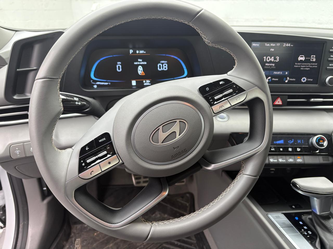 Hyundai Elantra SEL Sport IVT 2025