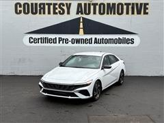 2025 Hyundai Elantra 