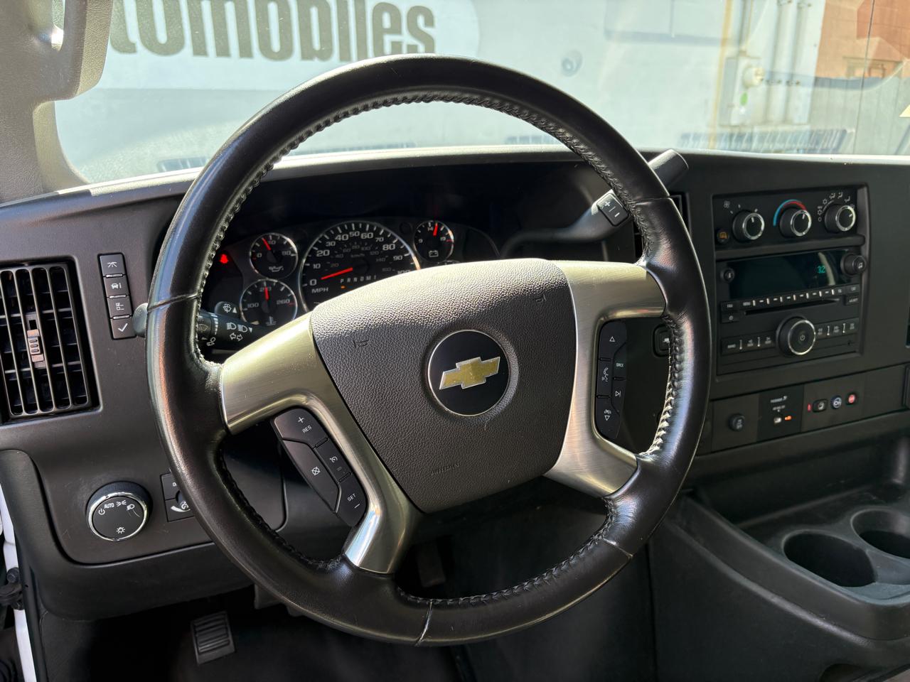 Chevrolet Express Cargo Van RWD 2500 135" 2019