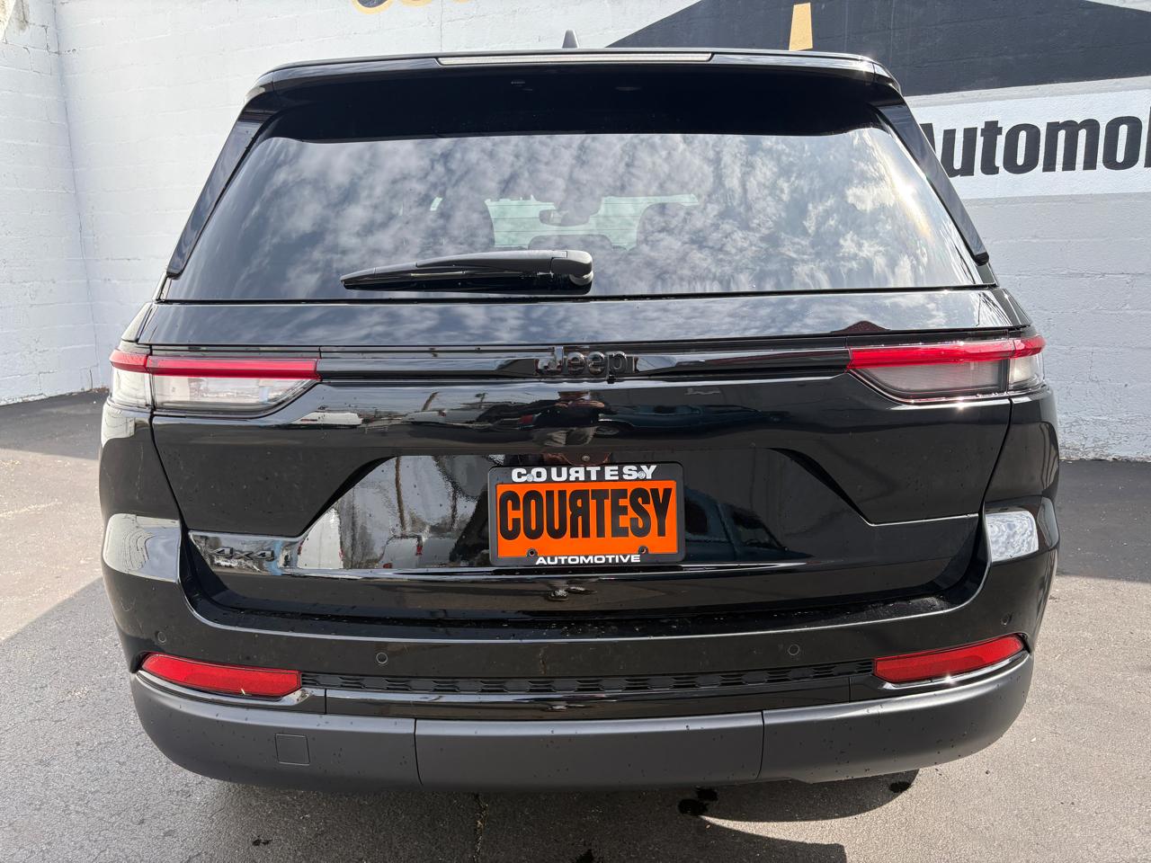 Jeep Grand Cherokee Altitude X 4x4 2024