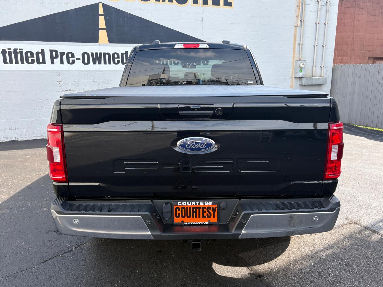 Ford F-150 XLT 4WD SuperCrew 5.5' Box 2022