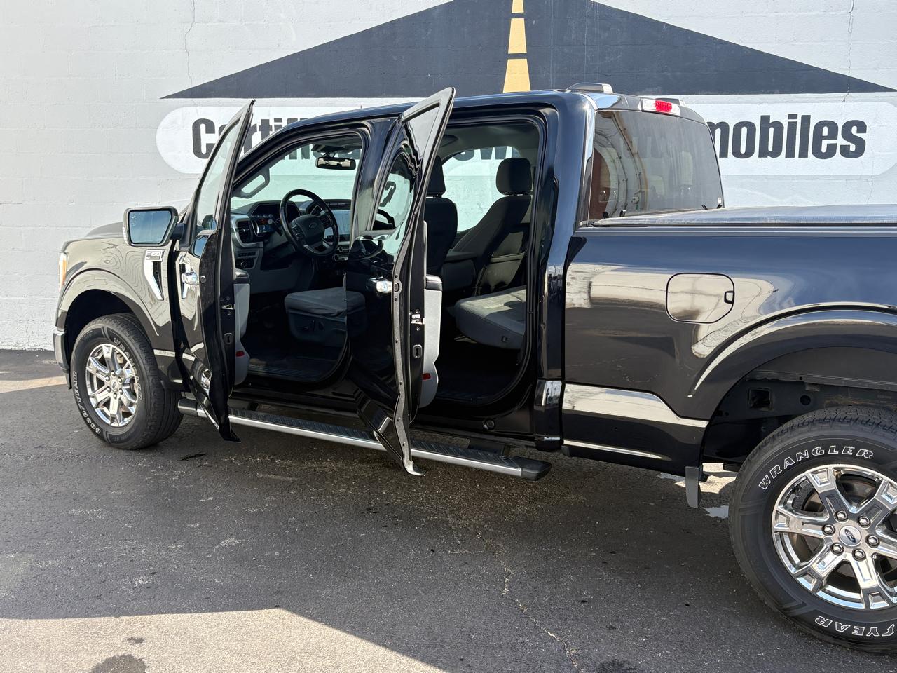 Ford F-150 XLT 4WD SuperCrew 5.5' Box 2022