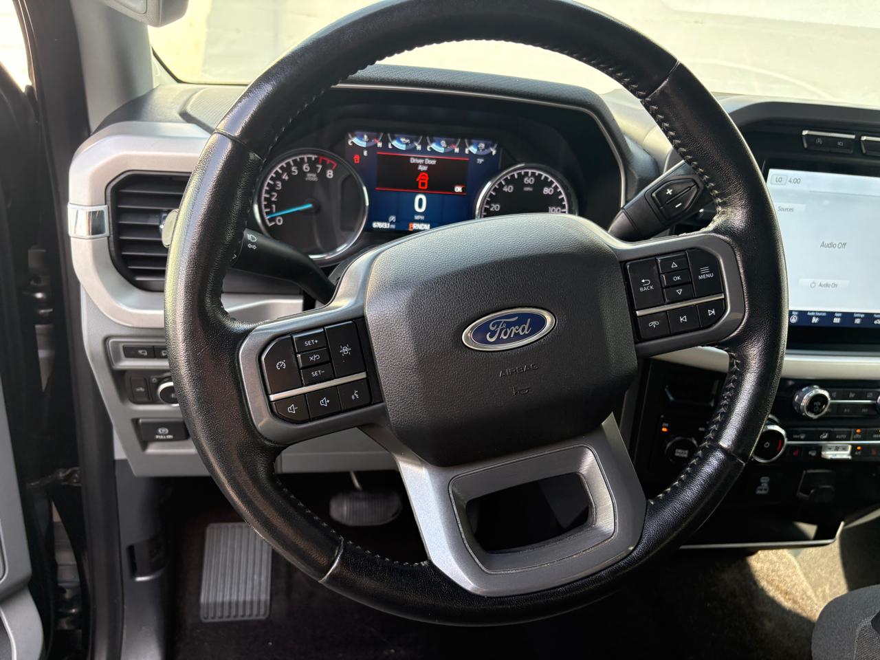 Ford F-150 XLT 4WD SuperCrew 5.5' Box 2022