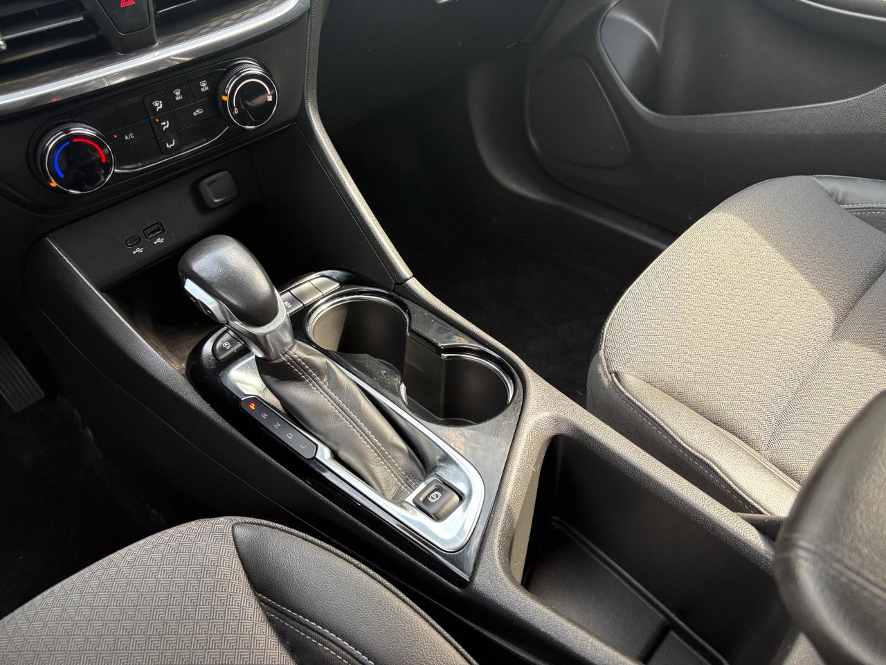 Buick Encore GX FWD 4dr Preferred 2024