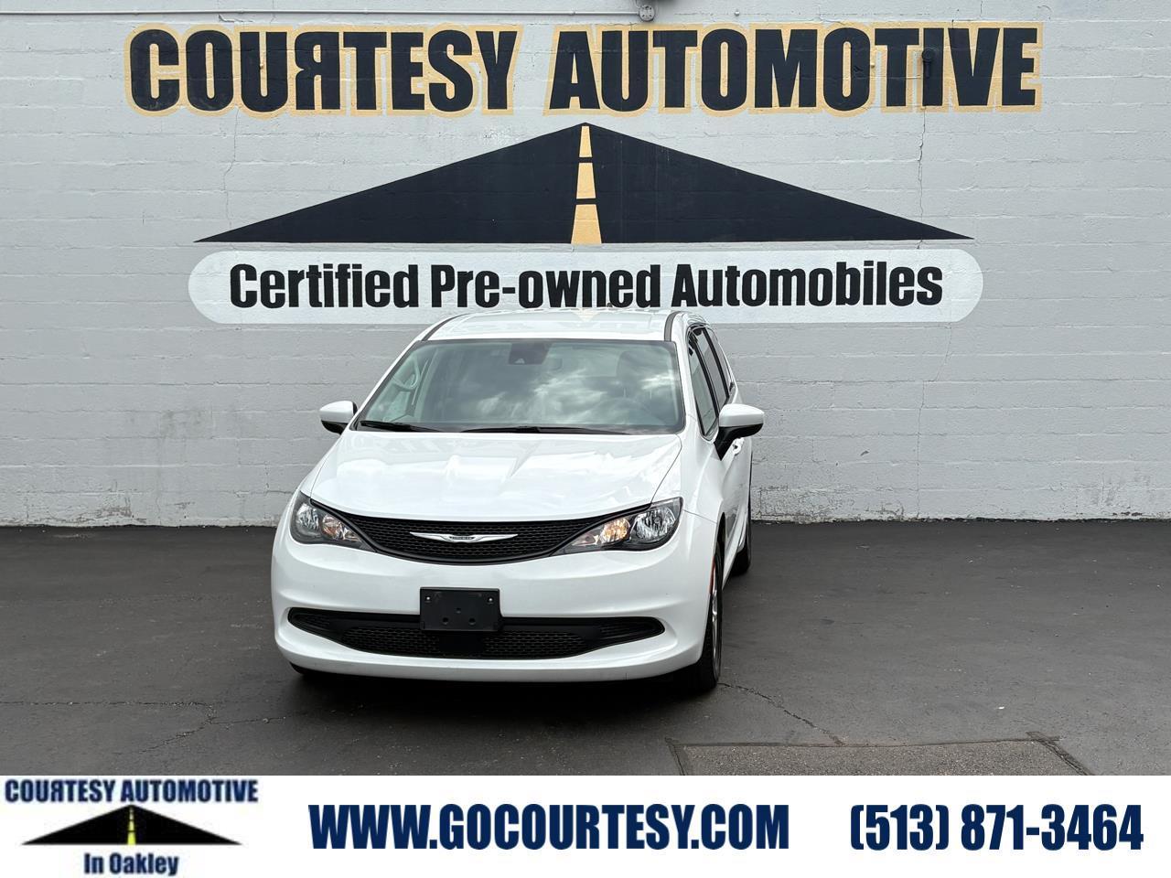 2023 Chrysler Voyager LX FWD