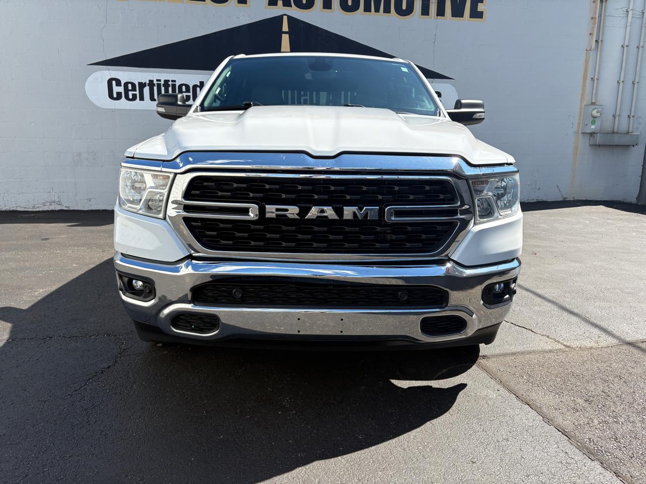 RAM 1500 Big Horn 4x4 Crew Cab 5'7" Box 2023