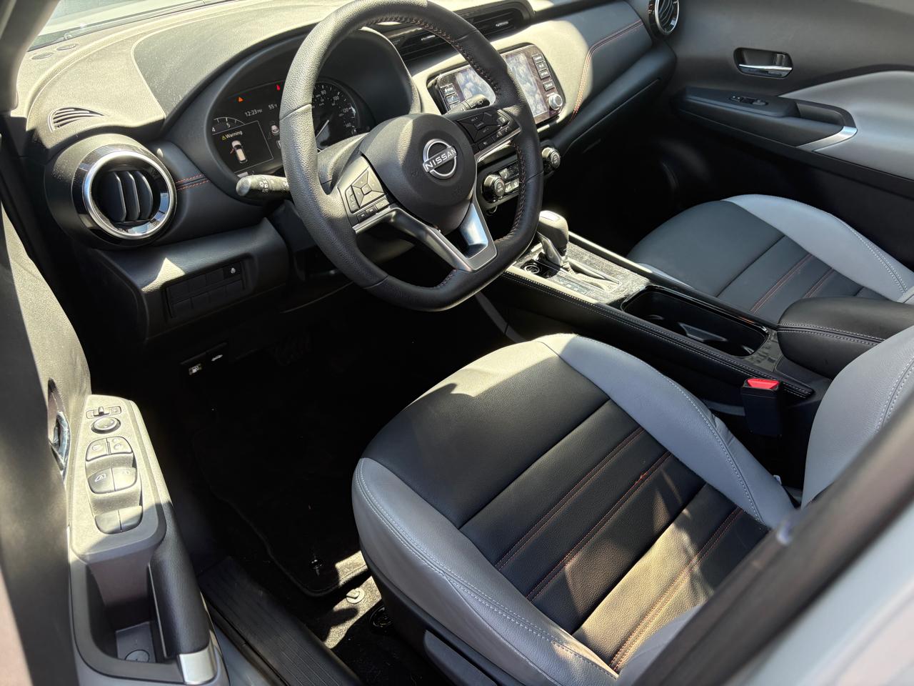 Nissan Kicks SR FWD 2024