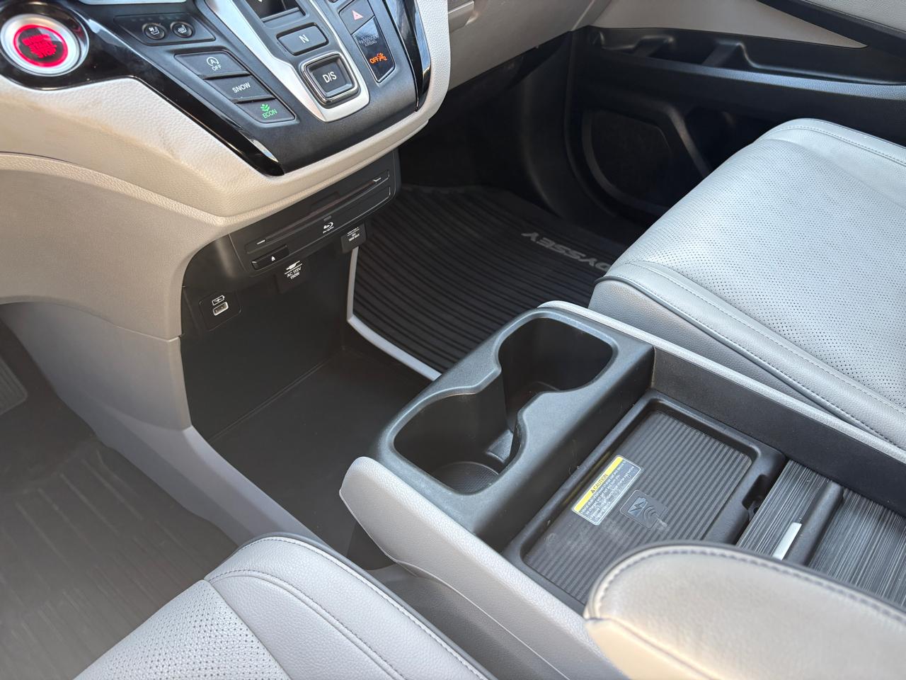 Honda Odyssey Elite Auto 2024