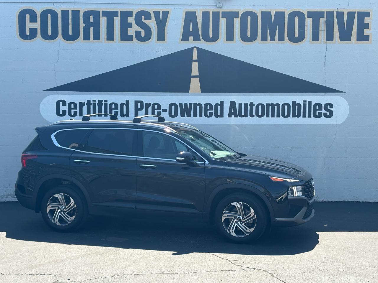 Hyundai Santa Fe SEL FWD 2023