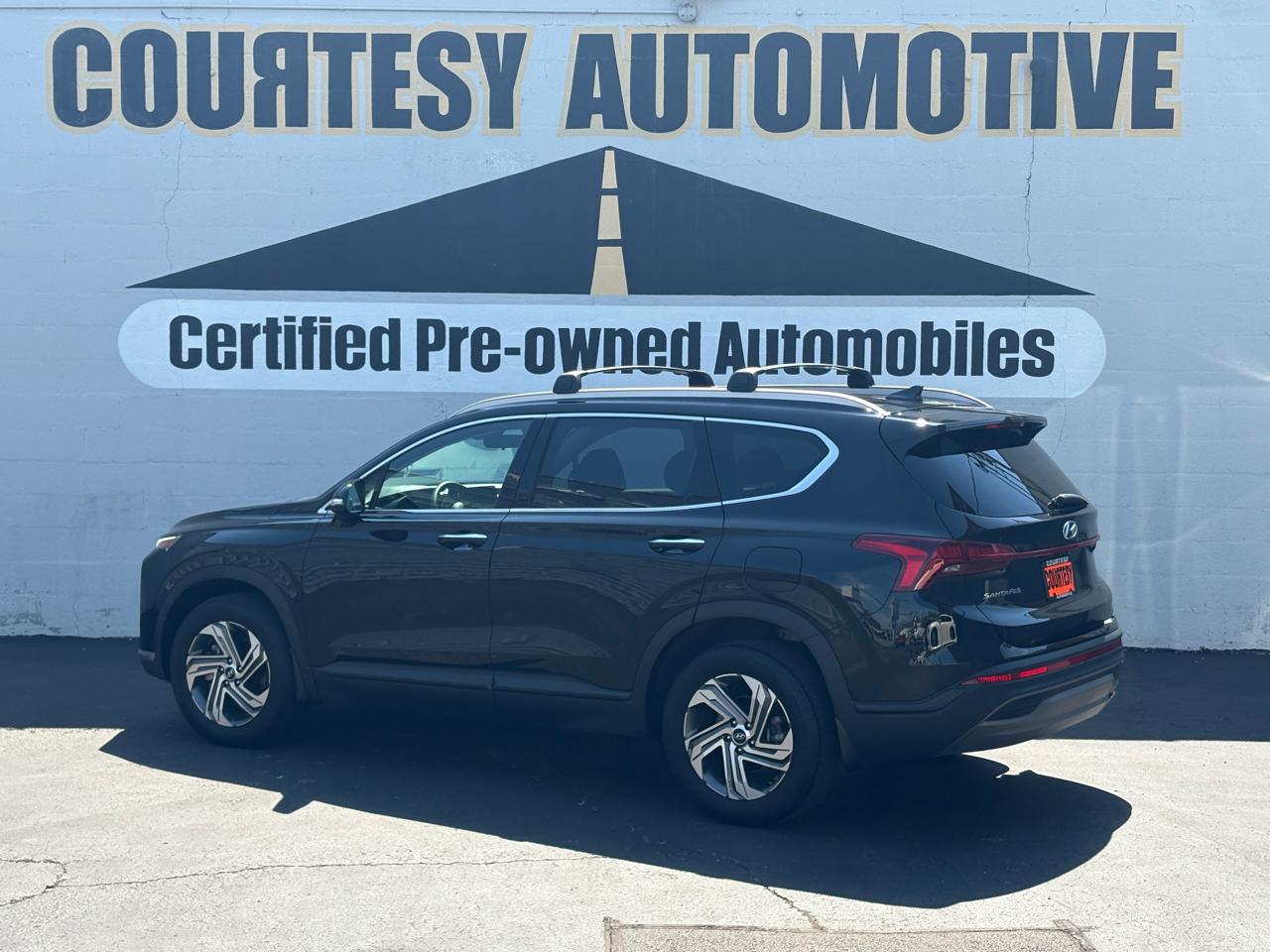 Hyundai Santa Fe SEL FWD 2023