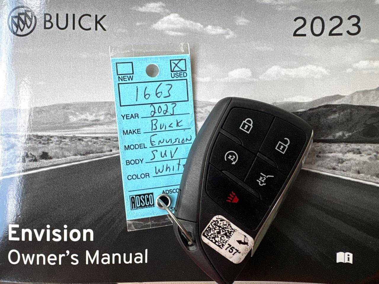 Buick Envision AWD 4dr Essence 2023