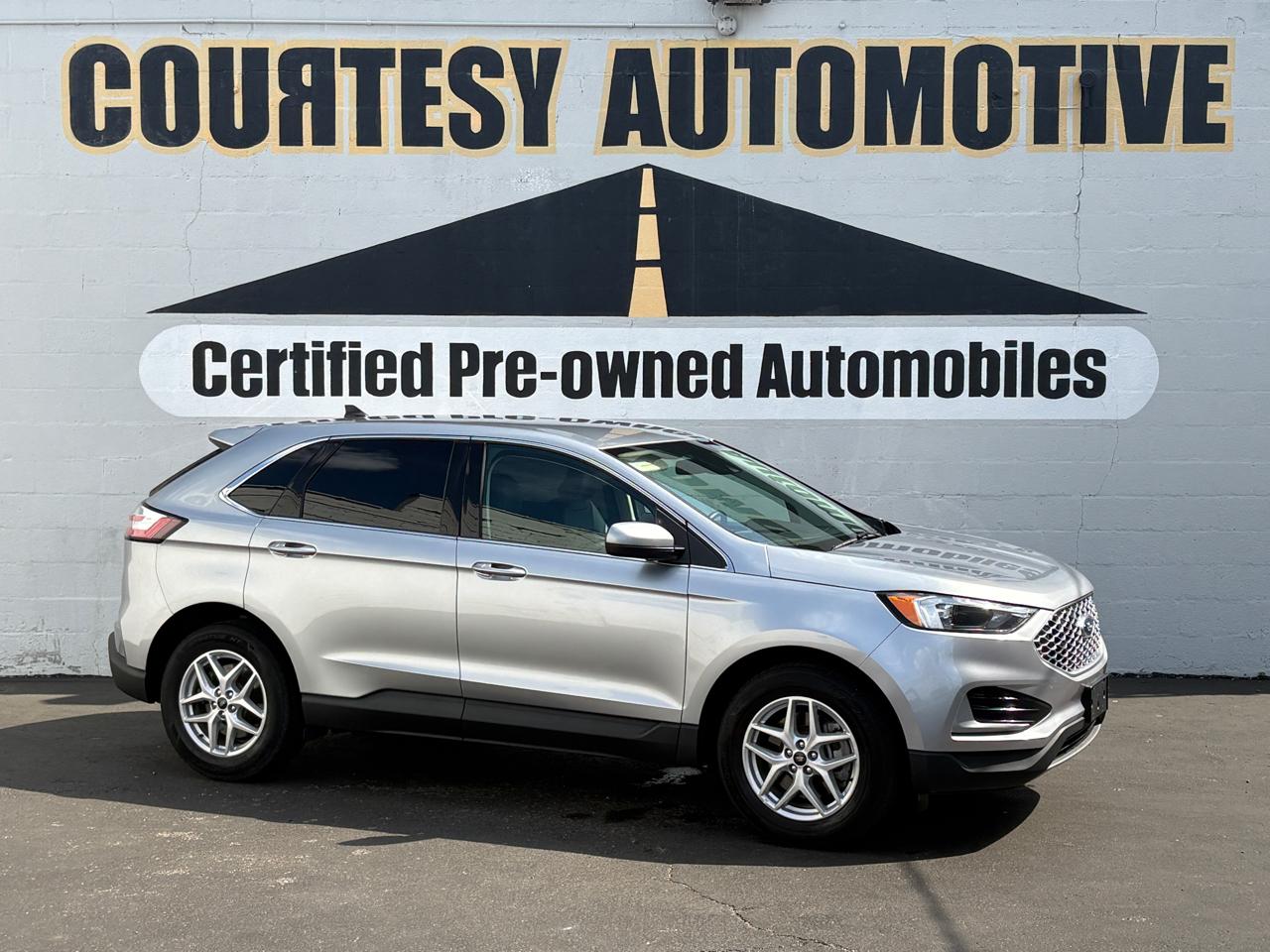 Ford Edge SEL AWD 2024