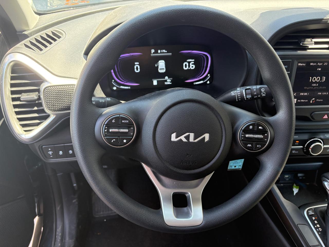 Kia Soul LX FWD 2025