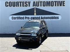 2004 Chevrolet Tracker 